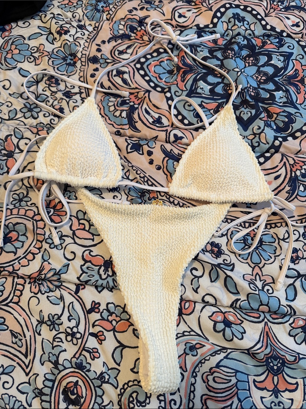 SHEIN White Textured Triangle String Bikini Set